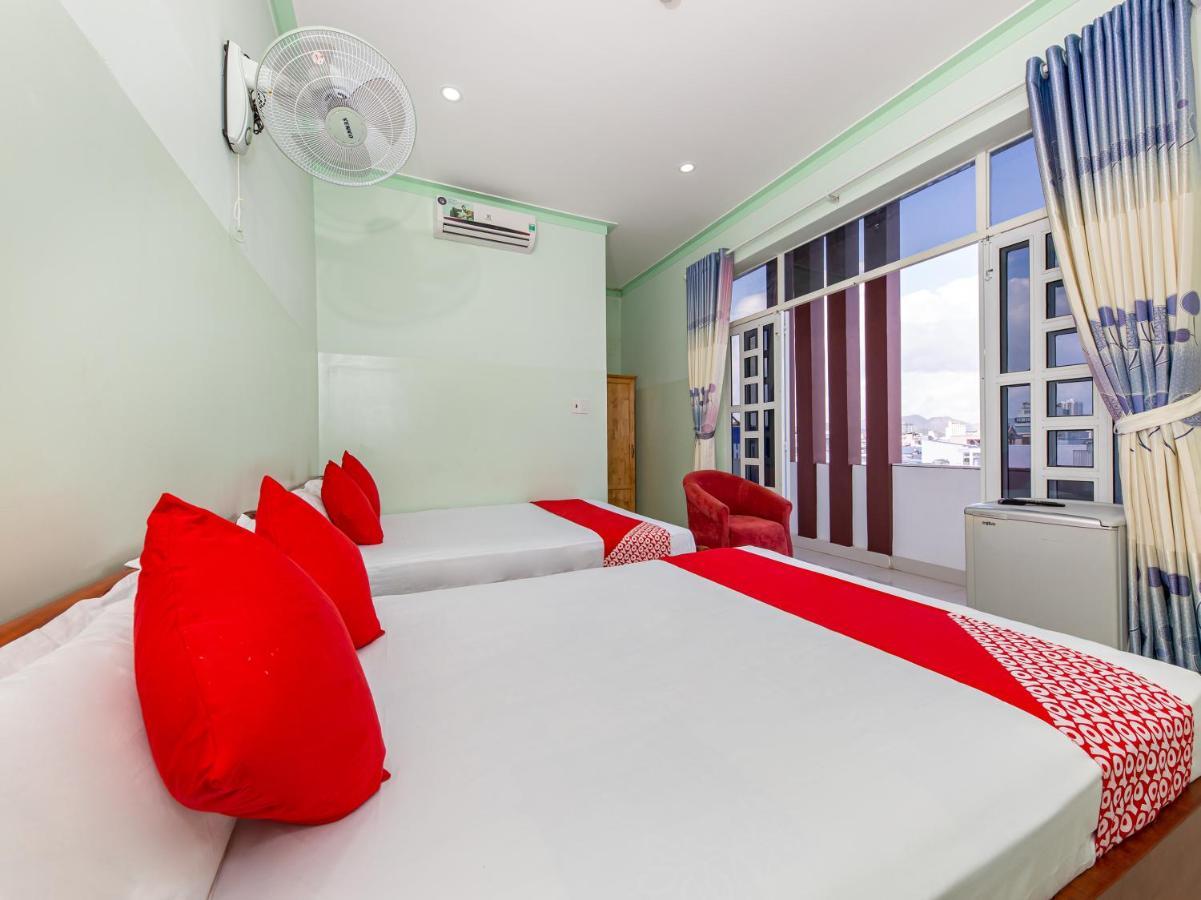 נה טראנג Oyo 898 Phuong Thao Hotel מראה חיצוני תמונה